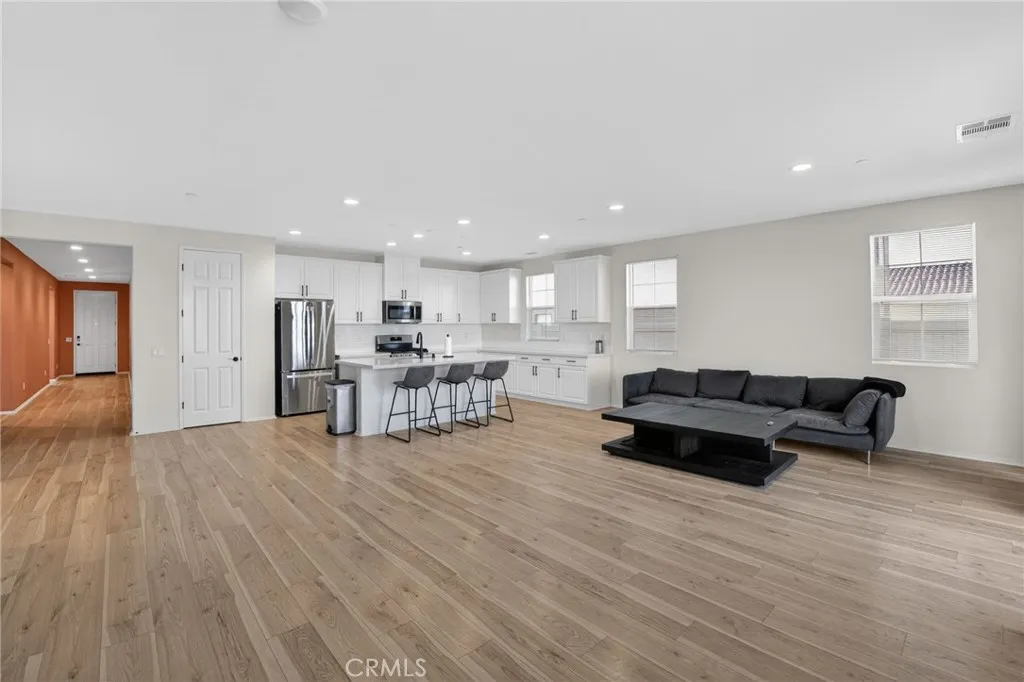 2125 E Jackman, Lancaster, California 93535 home-pic-23