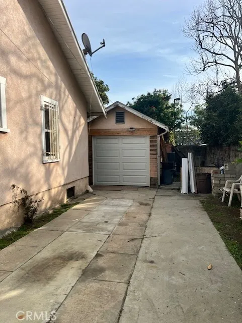 920 S Osage, Inglewood, California 90301 home-pic-15
