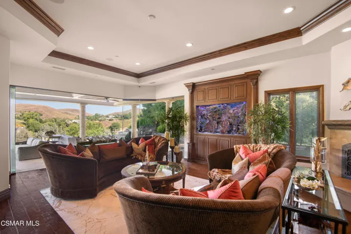 family room 1