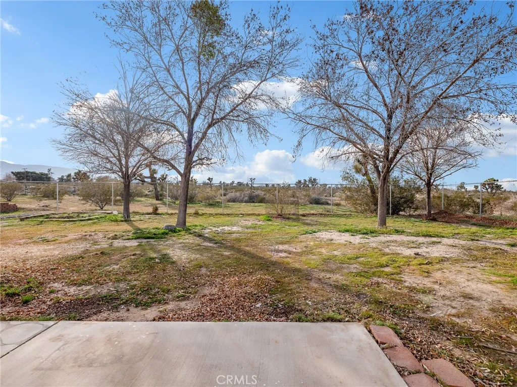 12780 Hacienda, Phelan, California 92371 home-pic-29