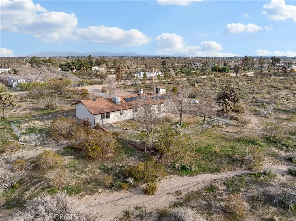 12780 Hacienda, Phelan, California 92371 home-pic-32