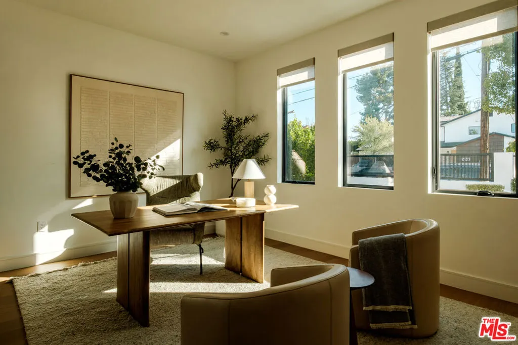 15473 La Maida Street, Sherman Oaks, California 91403 home-pic-31