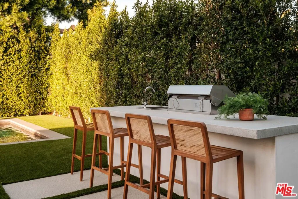 15473 La Maida Street, Sherman Oaks, California 91403 home-pic-45