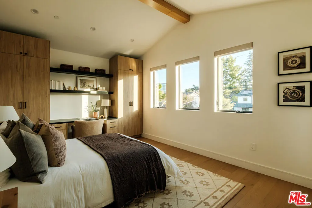 15473 La Maida Street, Sherman Oaks, California 91403 home-pic-32