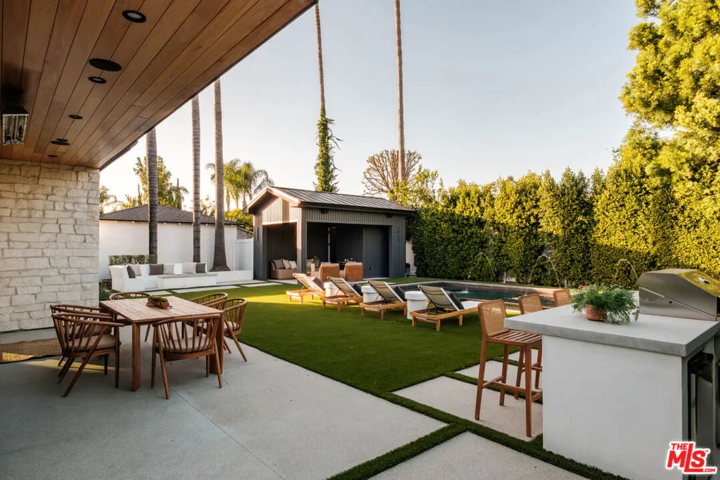 15473 La Maida Street, Sherman Oaks, California 91403 home-pic-46