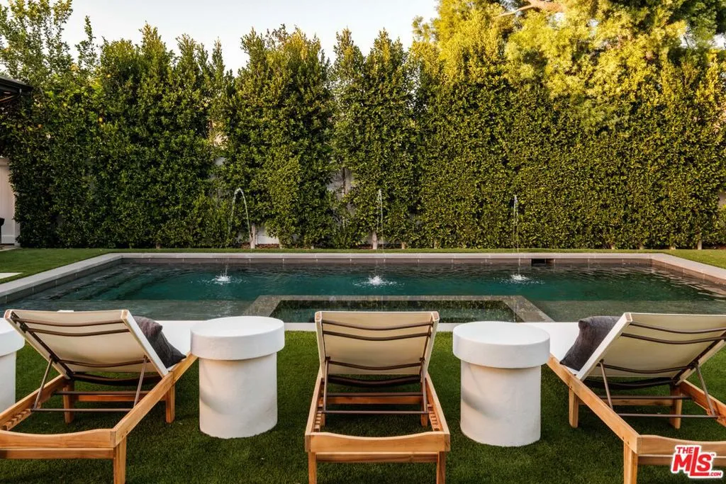 15473 La Maida Street, Sherman Oaks, California 91403 home-pic-3