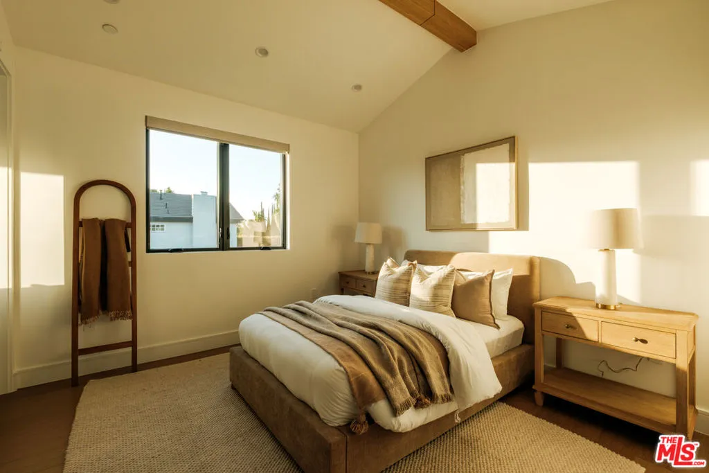 15473 La Maida Street, Sherman Oaks, California 91403 home-pic-39