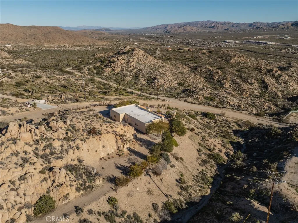 57710 Bandera, Yucca Valley, California 92284 home-pic-34