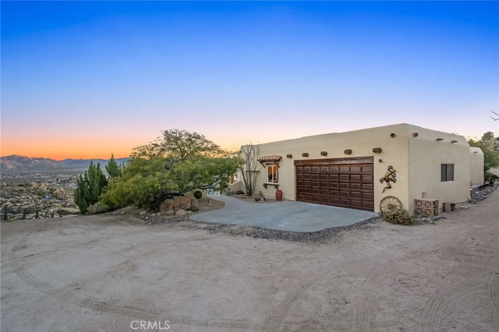 57710 Bandera, Yucca Valley, California 92284 home-pic-2