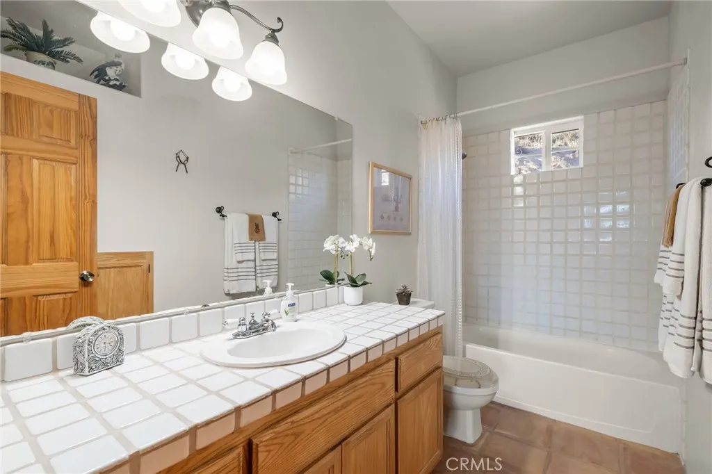 57710 Bandera, Yucca Valley, California 92284 home-pic-15