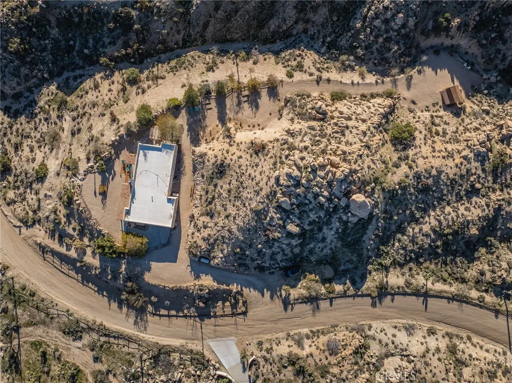57710 Bandera, Yucca Valley, California 92284 home-pic-35