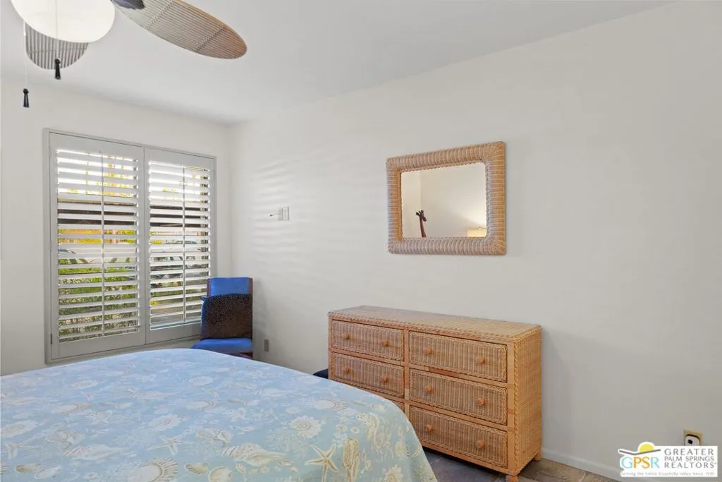 1655 E Palm Canyon Drive 111, Palm Springs, California 92264 home-pic-16