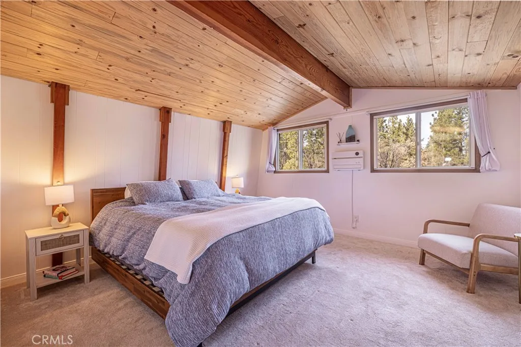1130 Vine Avenue, Big Bear City, California 92314 home-pic-10