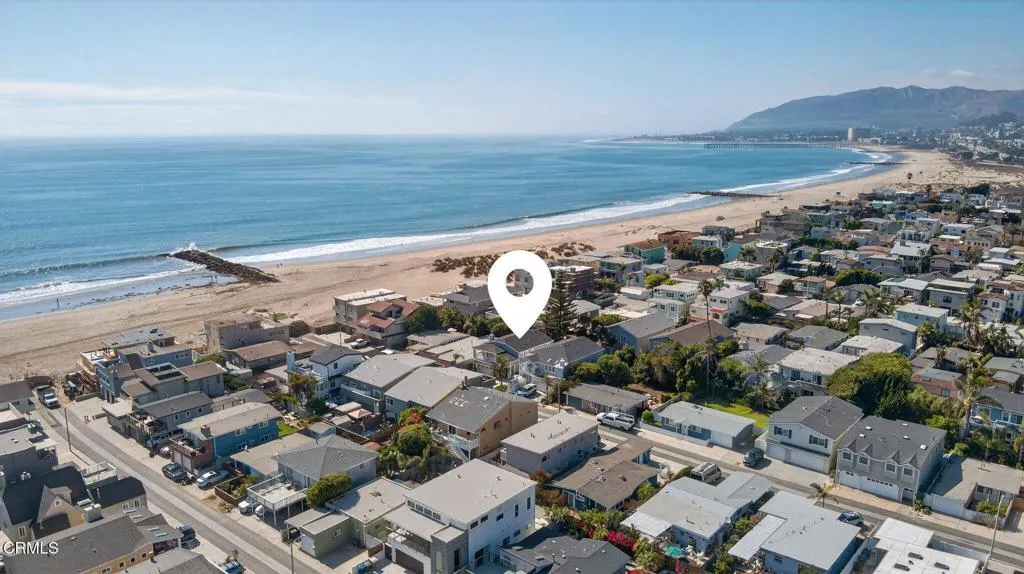 1111 Dover Lane, Ventura, California 93001 home-pic-2