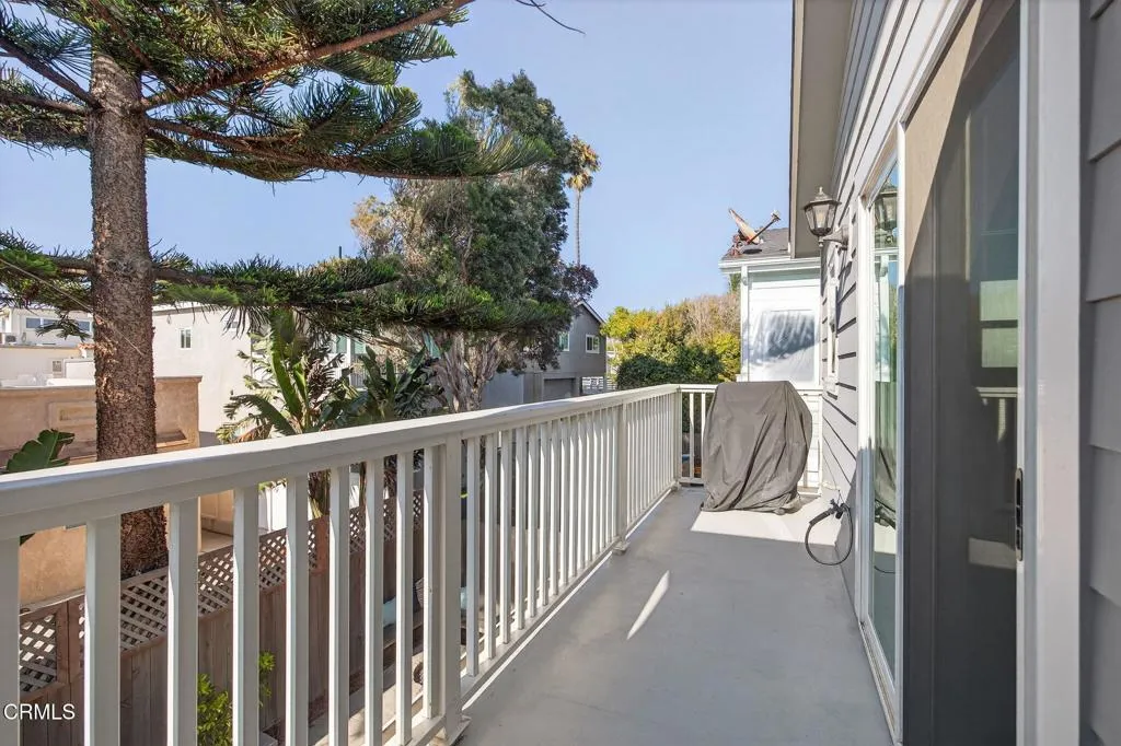 1111 Dover Lane, Ventura, California 93001 home-pic-27
