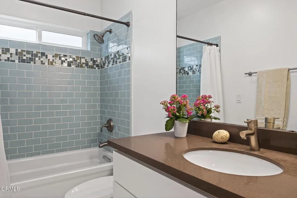 1111 Dover Lane, Ventura, California 93001 home-pic-40