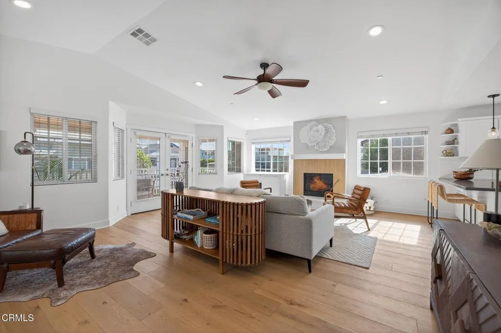 1111 Dover Lane, Ventura, California 93001 home-pic-11