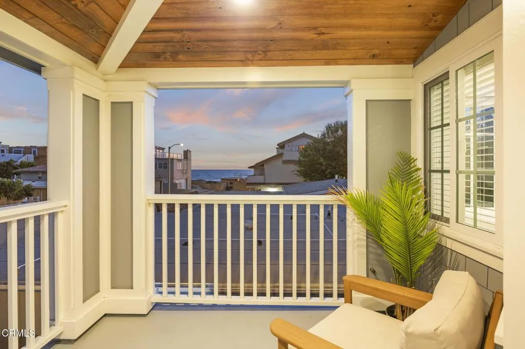 1111 Dover Lane, Ventura, California 93001 home-pic-23