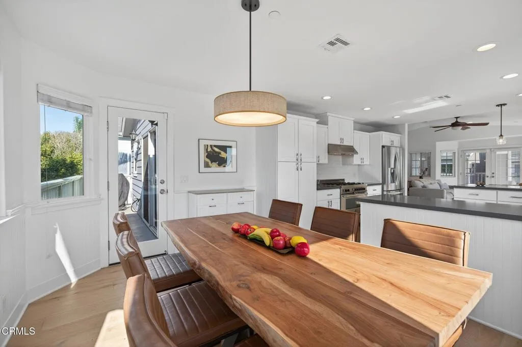 1111 Dover Lane, Ventura, California 93001 home-pic-21