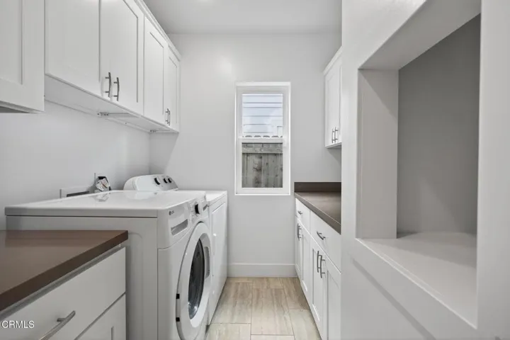 66-web-or-mls-027_Upmarketmedia_1111Dov-