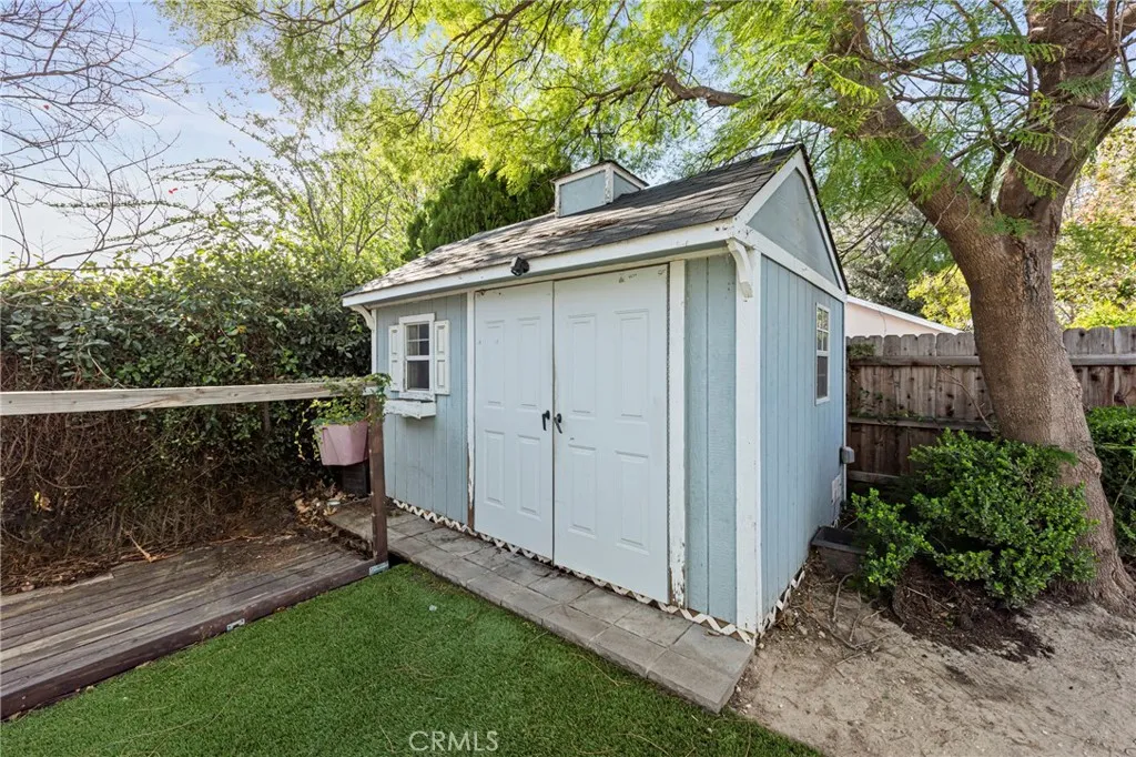 2197 Hurles Avenue, Simi Valley, California 93063 home-pic-26