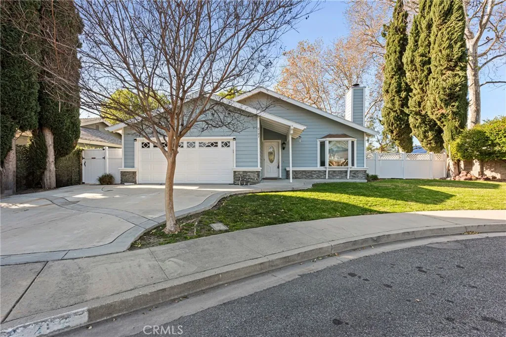 2197 Hurles Avenue, Simi Valley, California 93063 home-pic-29