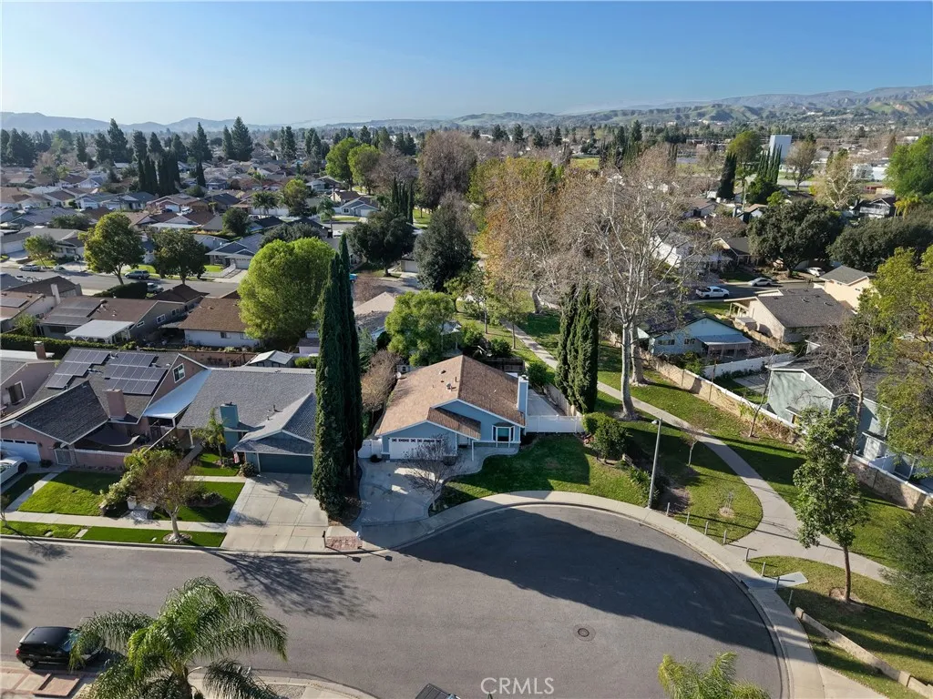 2197 Hurles Avenue, Simi Valley, California 93063 home-pic-36
