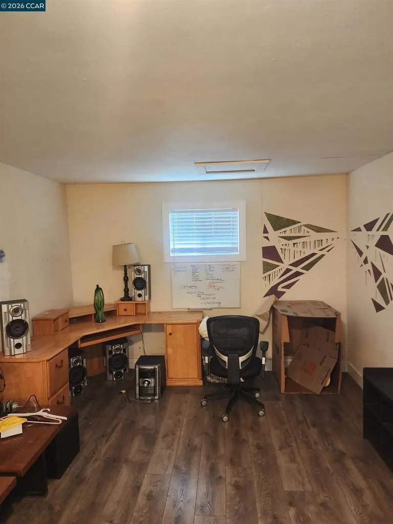 2079 2079 Church St, Oakland, California 94621 home-pic-6