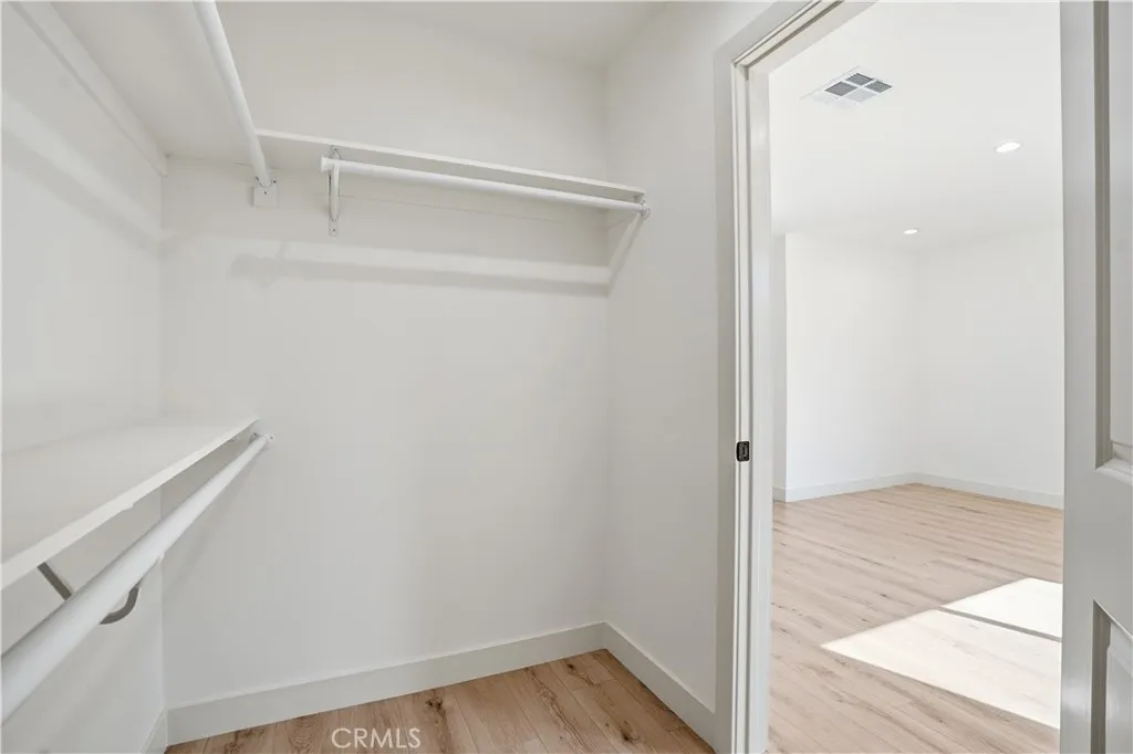 12952 Elkwood, North Hollywood, California 91605 home-pic-20