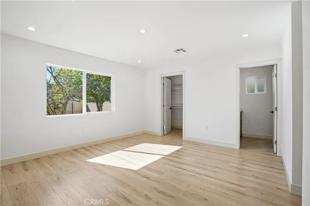 12952 Elkwood, North Hollywood, California 91605 home-pic-19