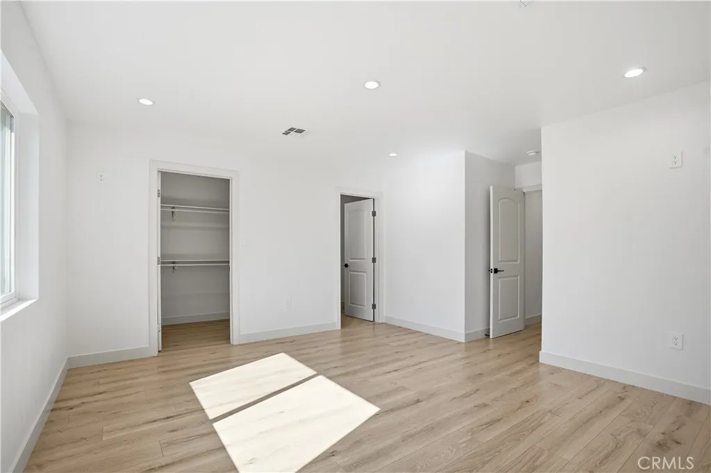 12952 Elkwood, North Hollywood, California 91605 home-pic-42
