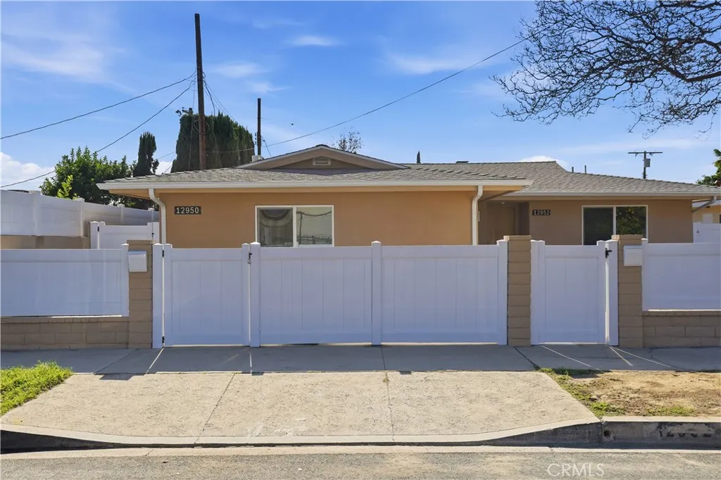 12952 Elkwood, North Hollywood, California 91605 home-pic-18