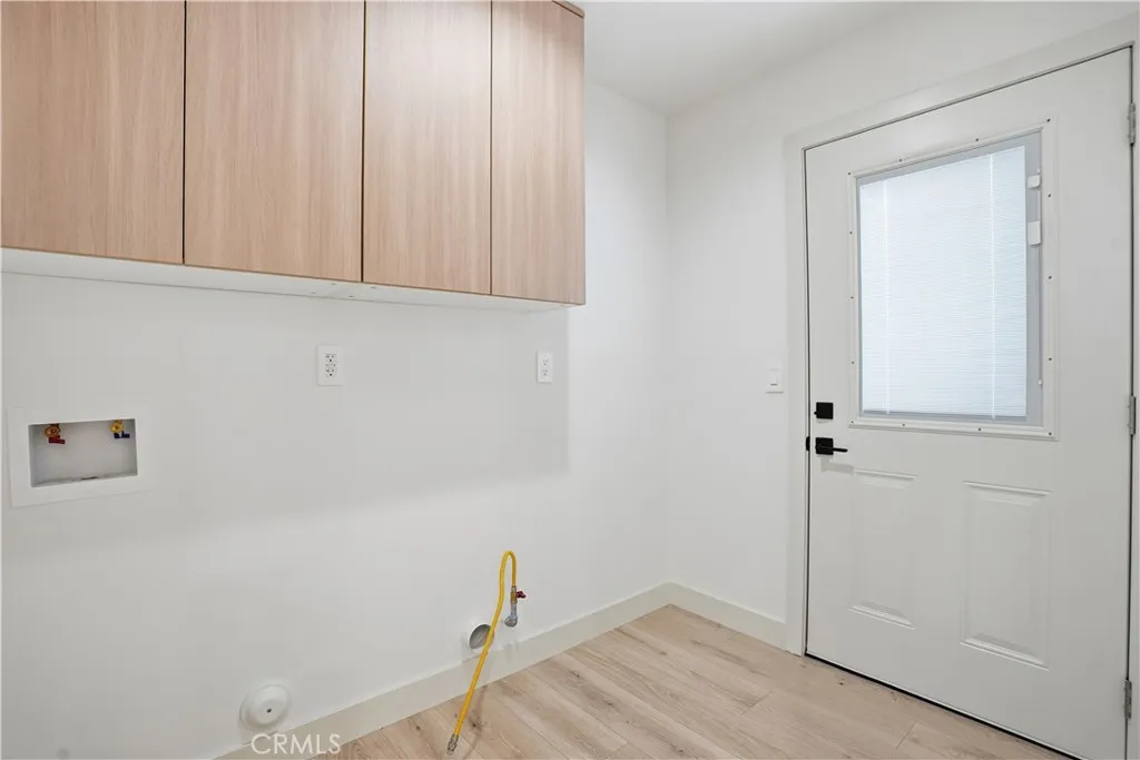 12952 Elkwood, North Hollywood, California 91605 home-pic-29