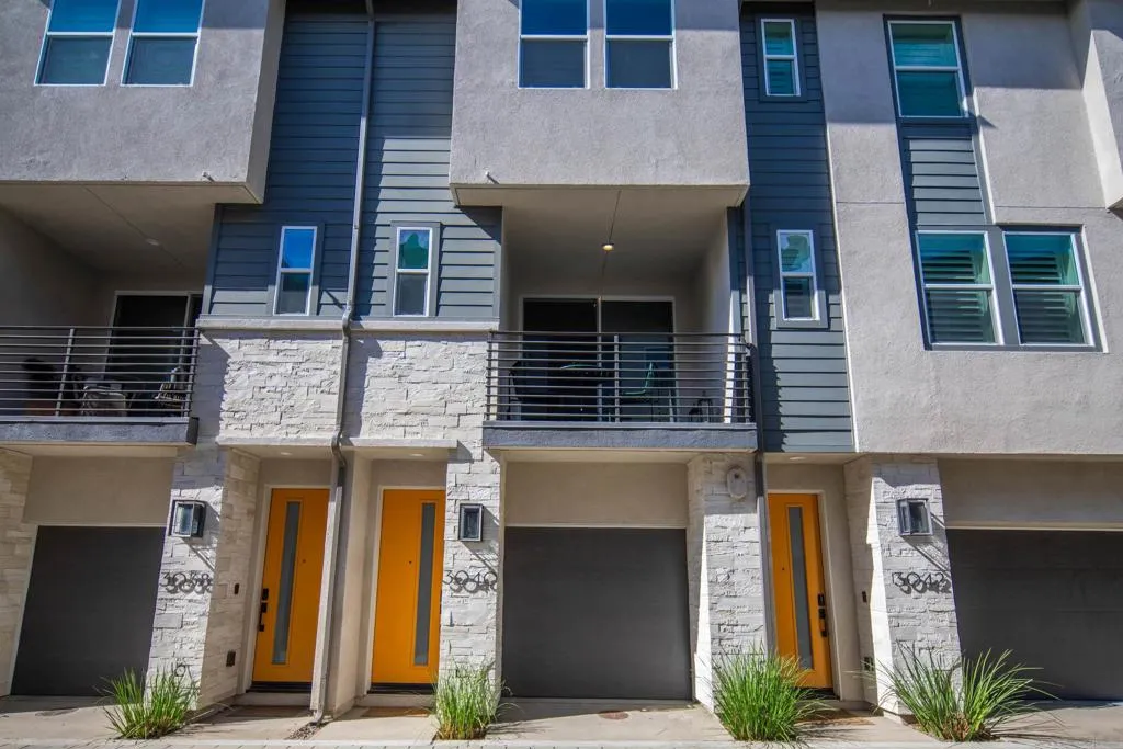 3040 Marquee Way, San Diego, California 92108 home-pic-3