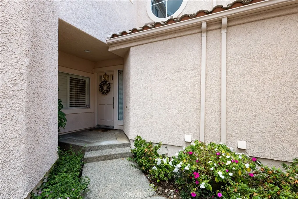 1942 Caminito De La Estrella, Glendale, California 91208 home-pic-7