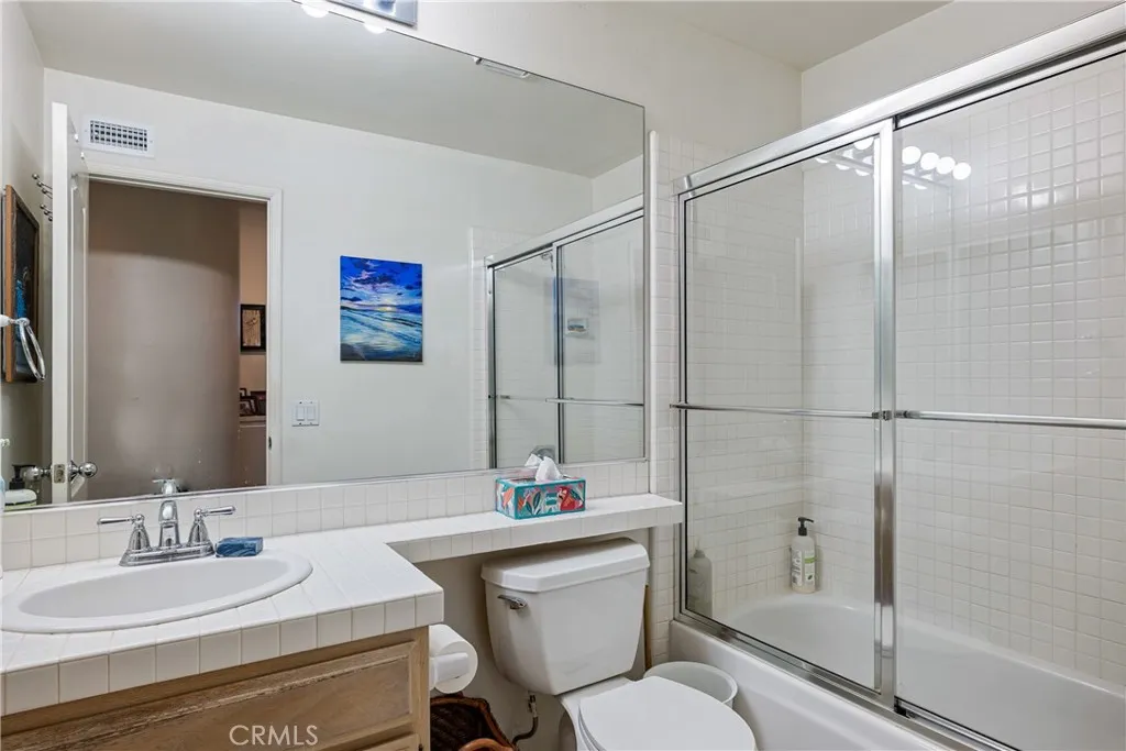 1942 Caminito De La Estrella, Glendale, California 91208 home-pic-19