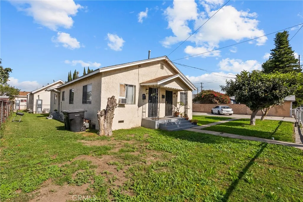 4123 Clara, Cudahy, California 90201 home-pic-10