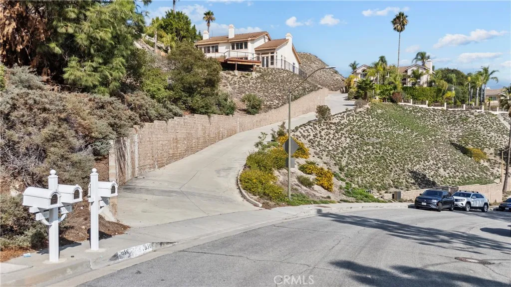 1934 Erin Way, Glendale, California 91206 home-pic-7