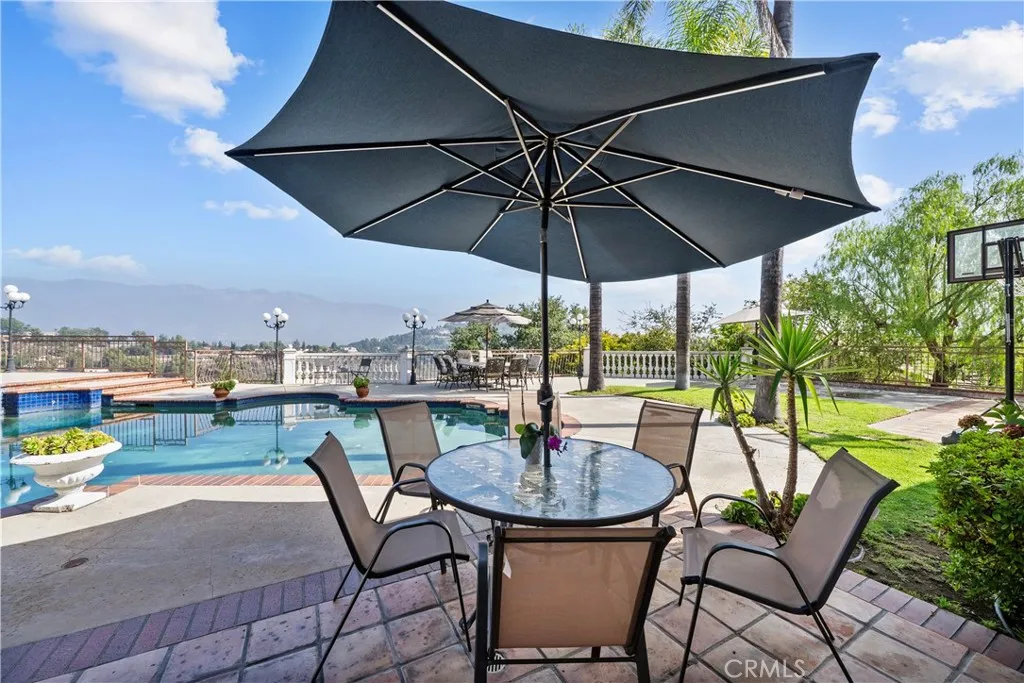 1934 Erin Way, Glendale, California 91206 home-pic-51