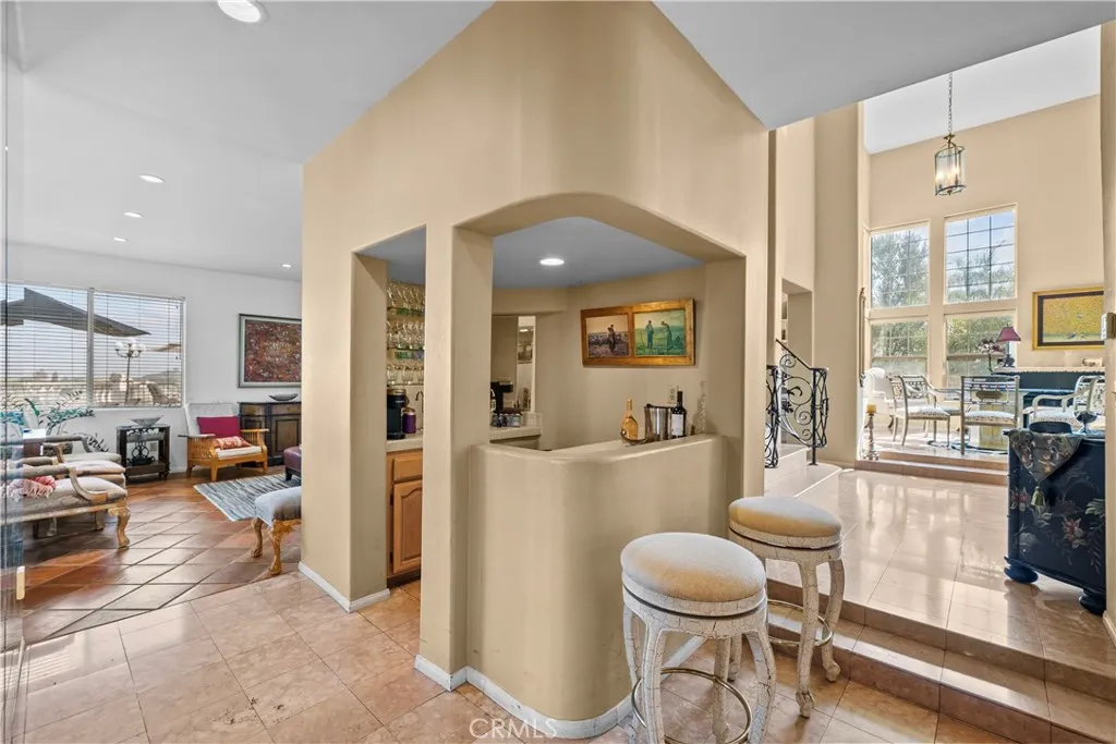1934 Erin Way, Glendale, California 91206 home-pic-20
