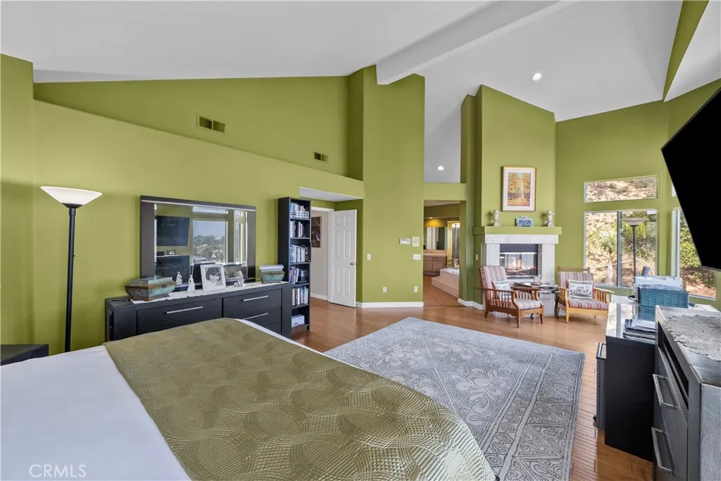 1934 Erin Way, Glendale, California 91206 home-pic-23