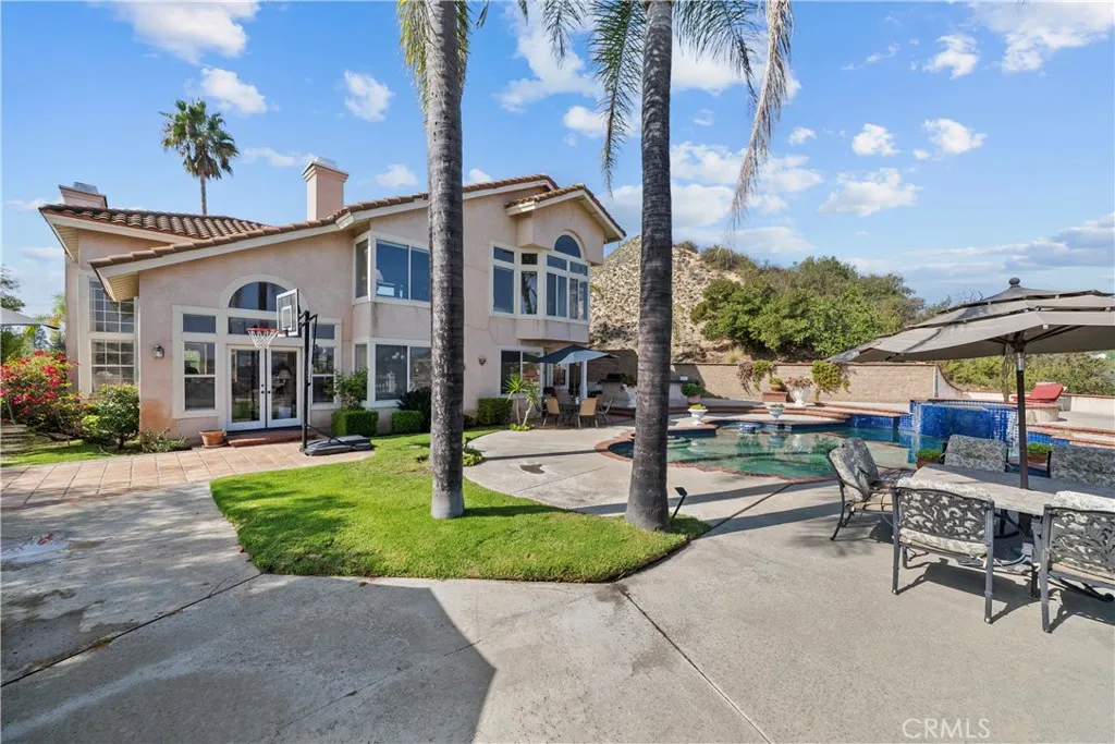 1934 Erin Way, Glendale, California 91206 home-pic-50