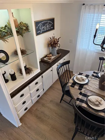 Dining room built in hutch