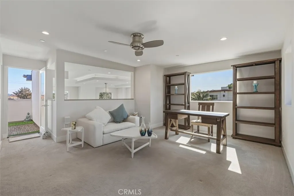 1729 Harriman Lane A, Redondo Beach, California 90278 home-pic-24