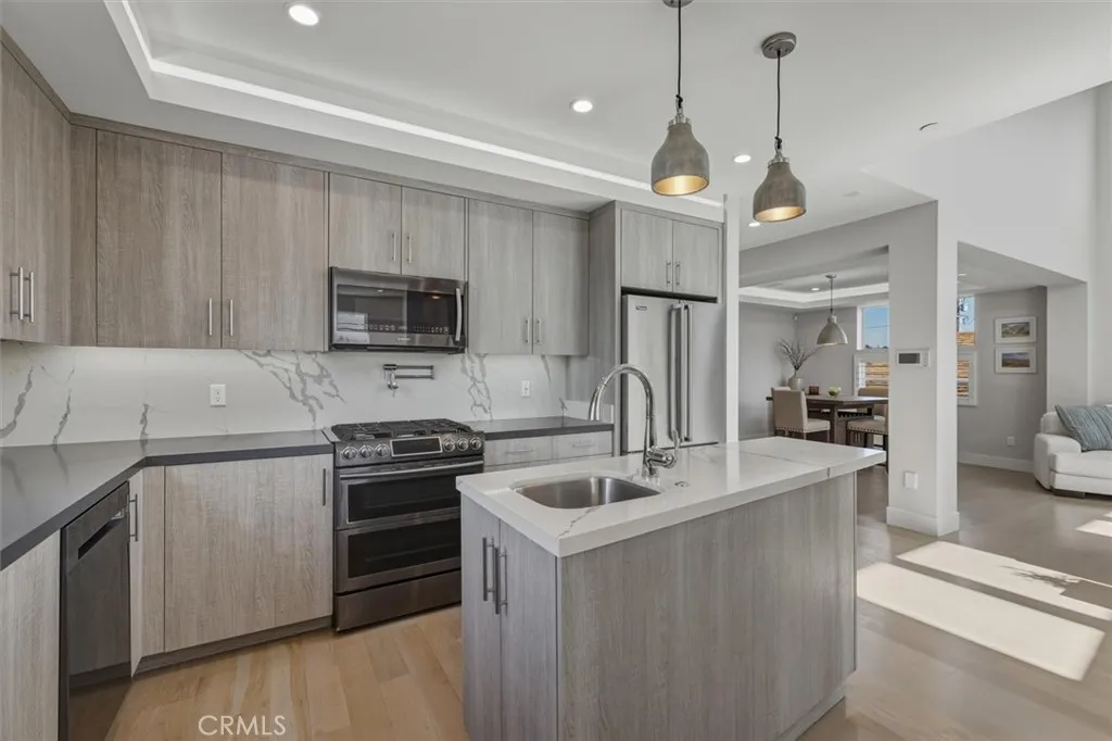 1729 Harriman Lane A, Redondo Beach, California 90278 home-pic-12