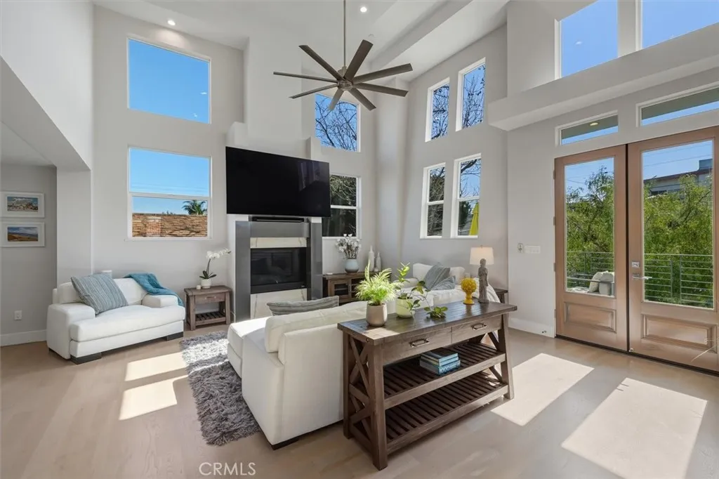 1729 Harriman Lane A, Redondo Beach, California 90278 home-pic-3
