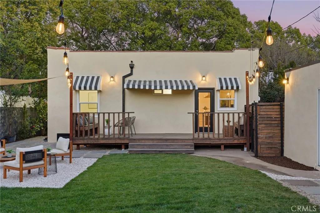 829 N Valley, Burbank, California 91505 home-pic-38