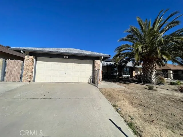 3143 Darkwood, Lancaster, California 93536 home-pic-2