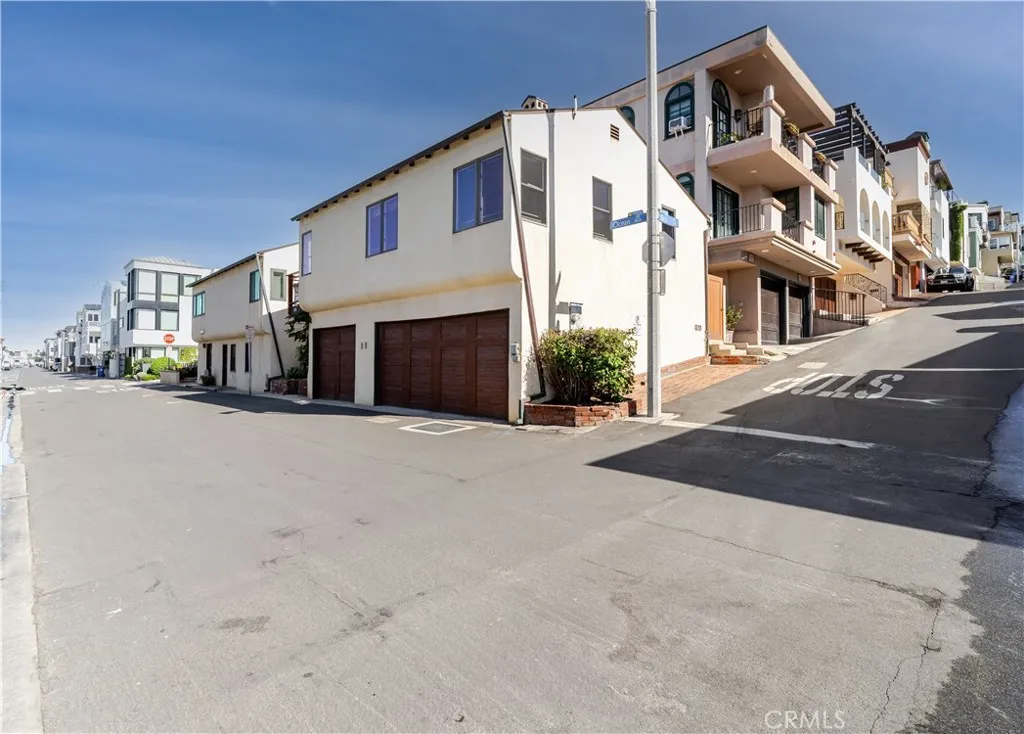 1812 Ocean Drive, Manhattan Beach, California 90266 home-pic-19