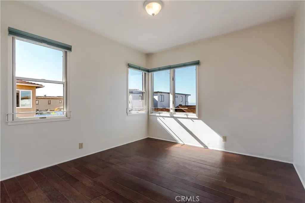 1812 Ocean Drive, Manhattan Beach, California 90266 home-pic-12